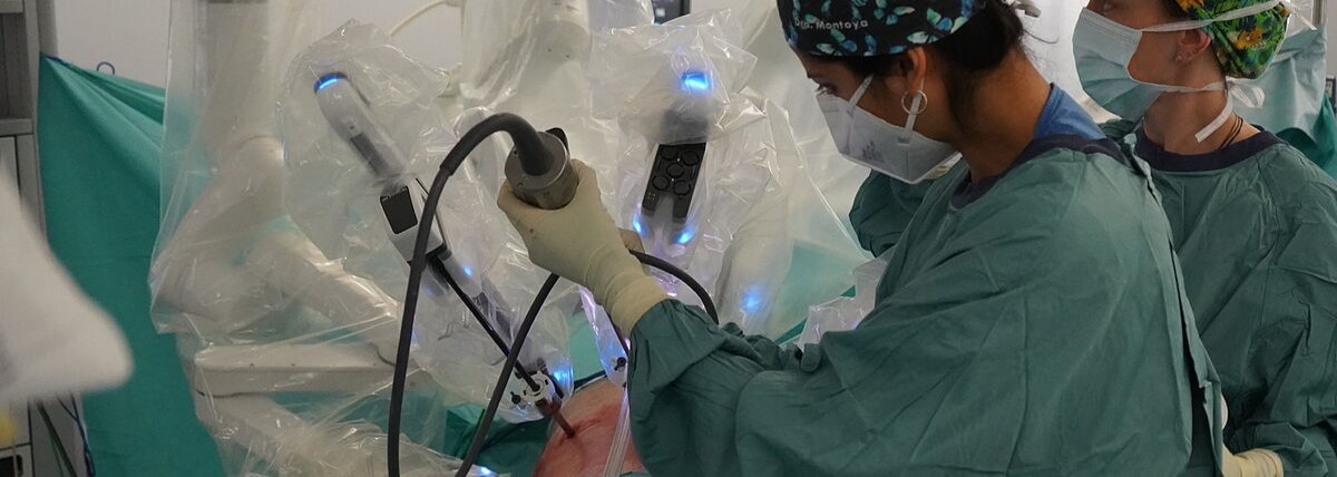 Vall d’Hebron realiza el primer trasplante pulmonar completamente robótico...