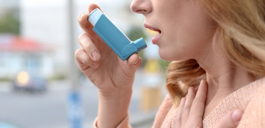 El asma no es un factor de riesgo para la covid-19...