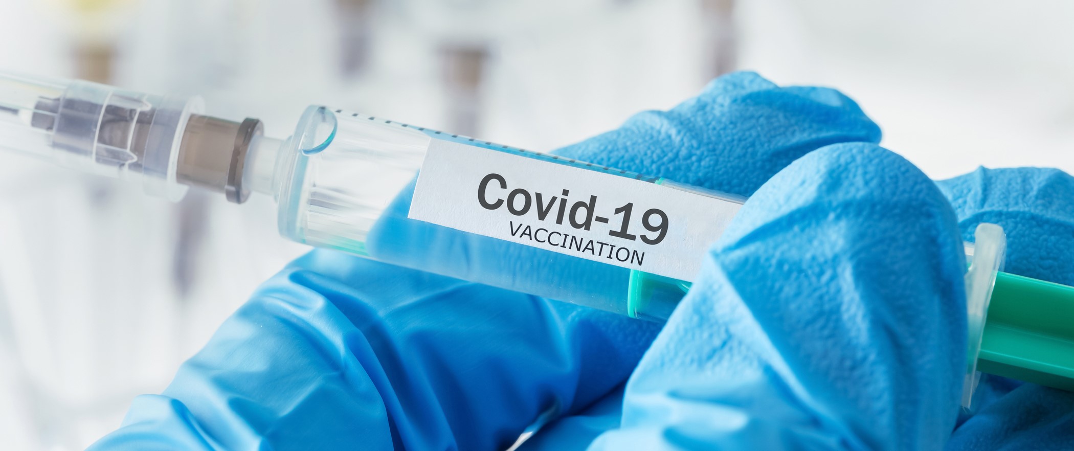 Llega a España la tercera vacuna anti-COVID-19...